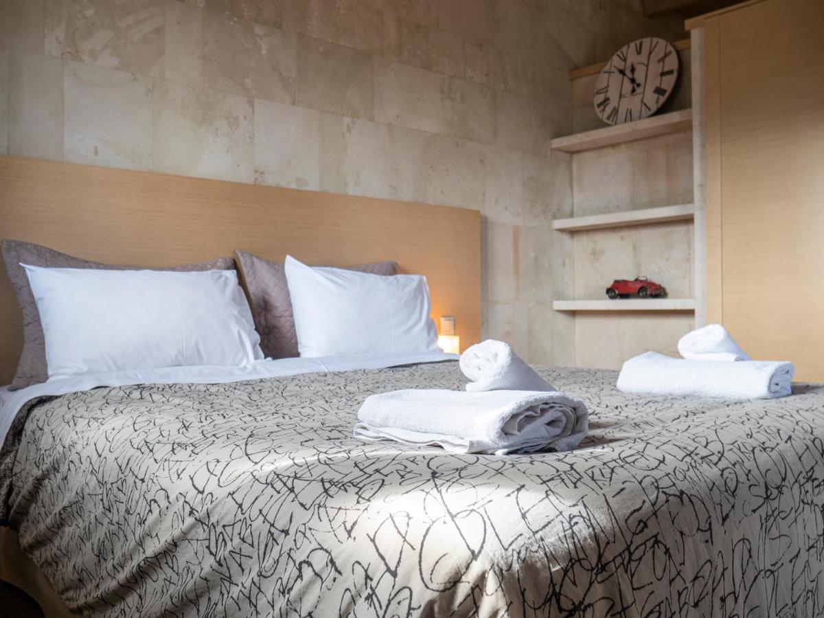 Pezoulia Aparthotel Selakano Екстериор снимка