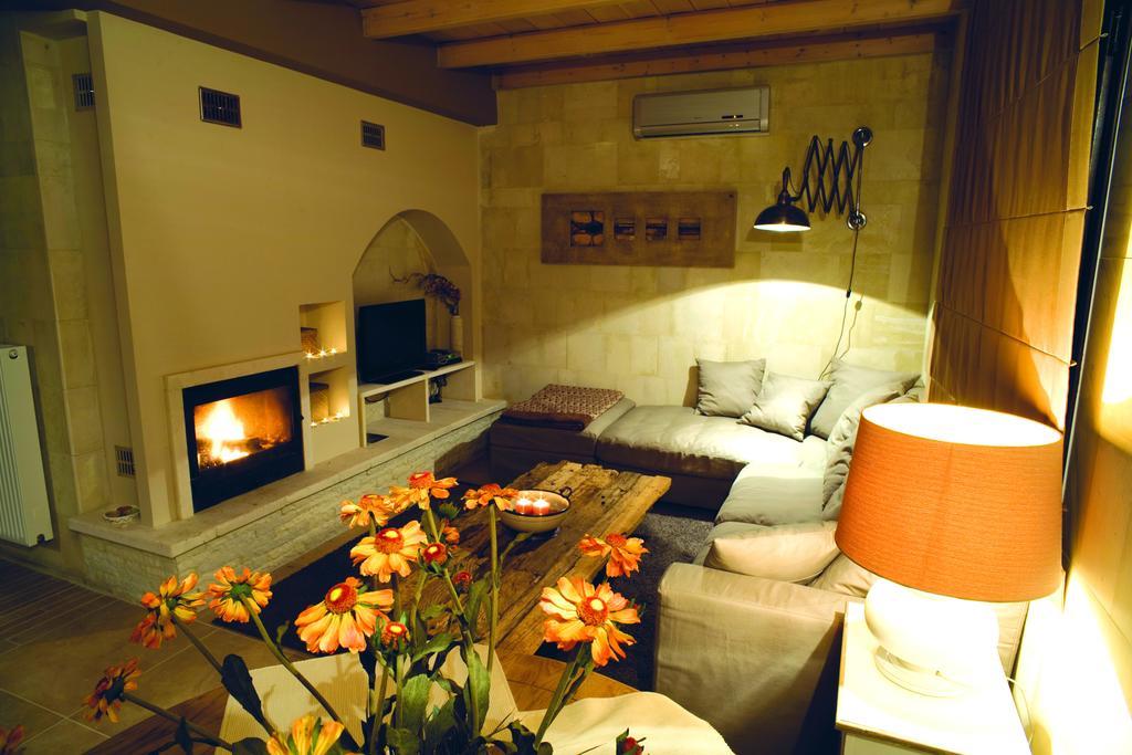 Pezoulia Aparthotel Selakano Екстериор снимка